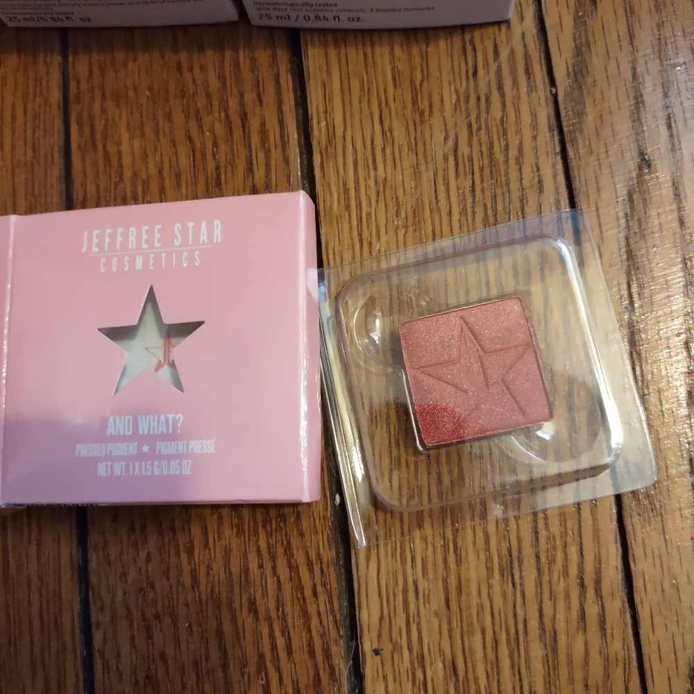 Jeffree Star Cosmetics "And What?" Single Eyeshadow NIB